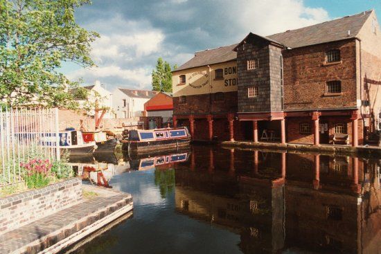 Stourbridge Canal Warehouse