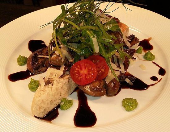 Schooners Restaurant