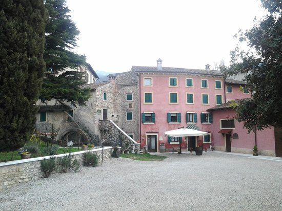 Eno-Agriturismo Antica Corte al Molino