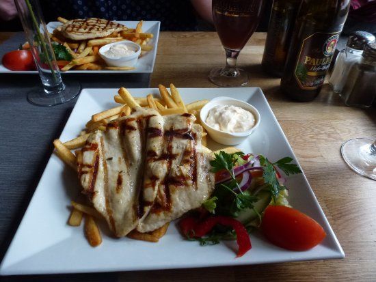 Hamngatan 14 restaurang e pub