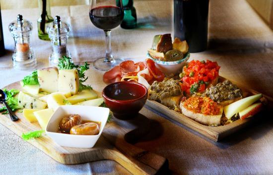 Trattoria La Cascia