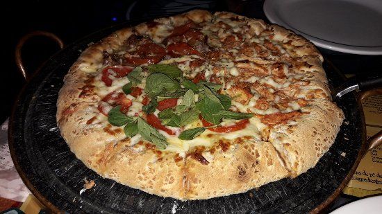 Toca da Bruxa Pizzaria Tematica