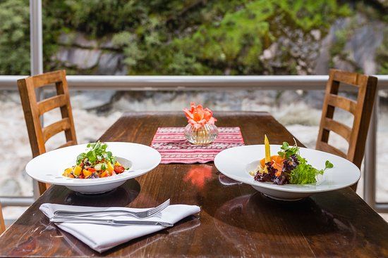 Full House Peruvian Cuisine