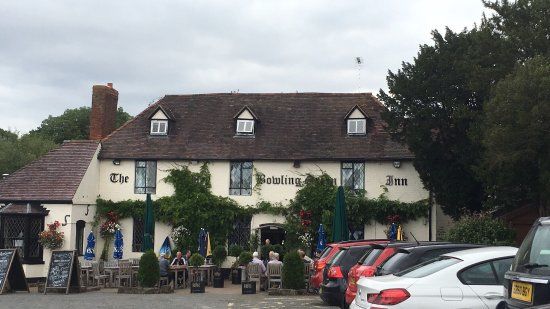 Hadley Bowling Green Inn
