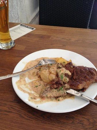 Riviera Restaurang & Grillhouse