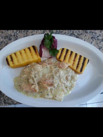 Al Cappello Ristorantino Primipiatteria Pizzeria