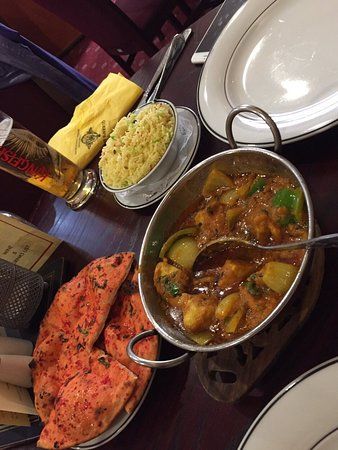 Queen's Spice Indian Restaurant