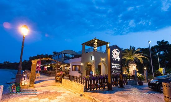 Touristiko Periptero Xylokastrou