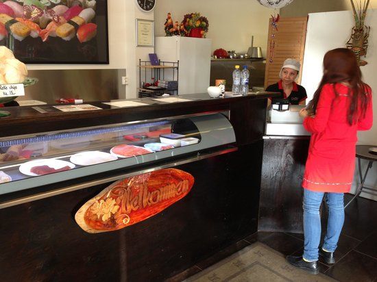 Pandas Wok & Sushi Bar