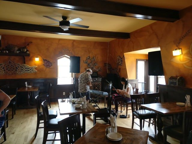 Governors Pub & Eatery