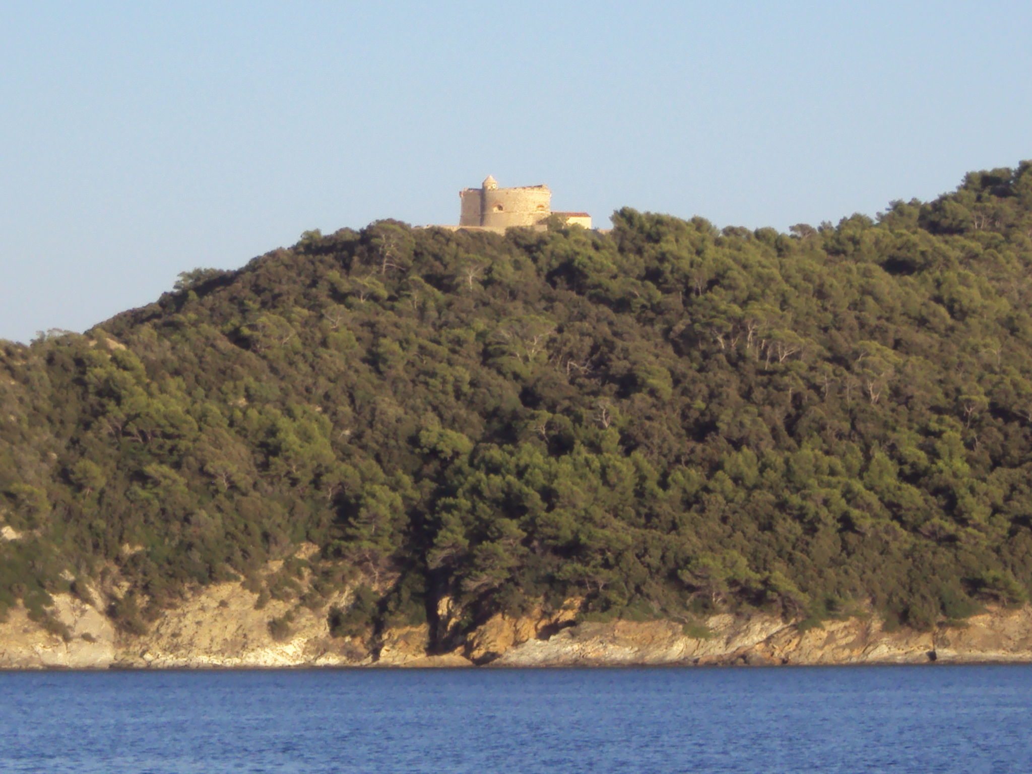 fort de l'Estissac