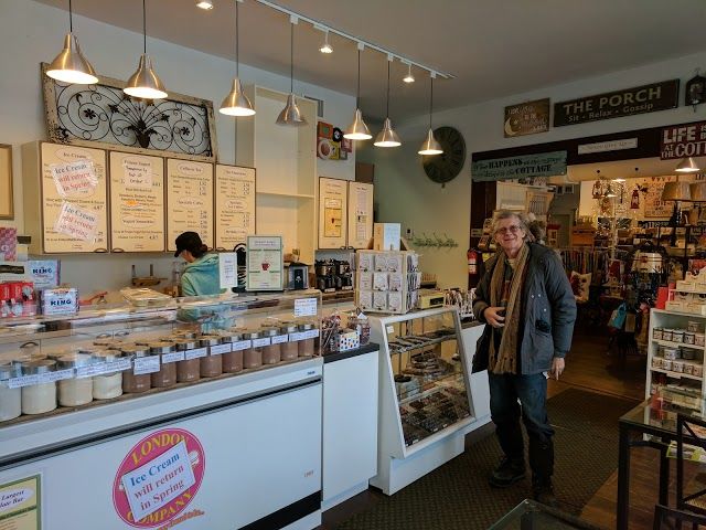 Cottage Cravings Cafe & Gift Shop