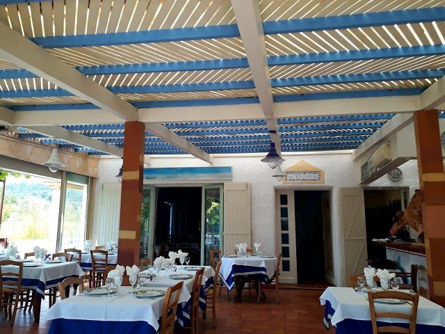 Restaurant Grec Le Bouzouki
