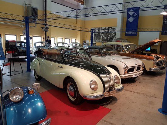 AUTOmobile Trabantaustellung