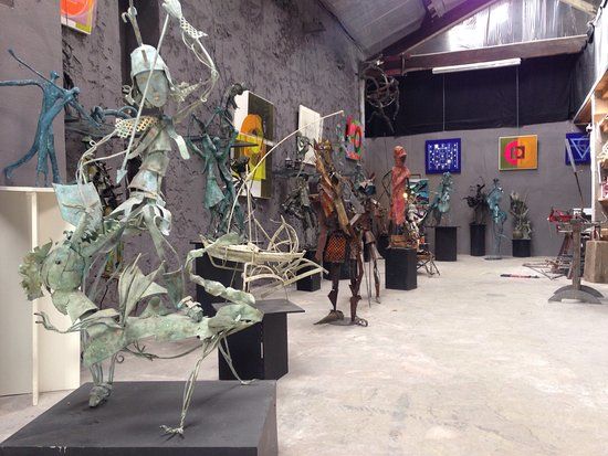 Can Cago Galerie De La Main De Fer