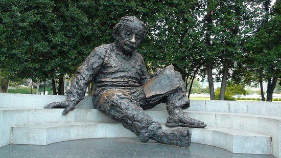 Albert Einstein Memorial