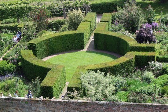 Sissinghurst Castle und Garten