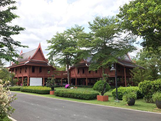 King Rama II Memorial Park