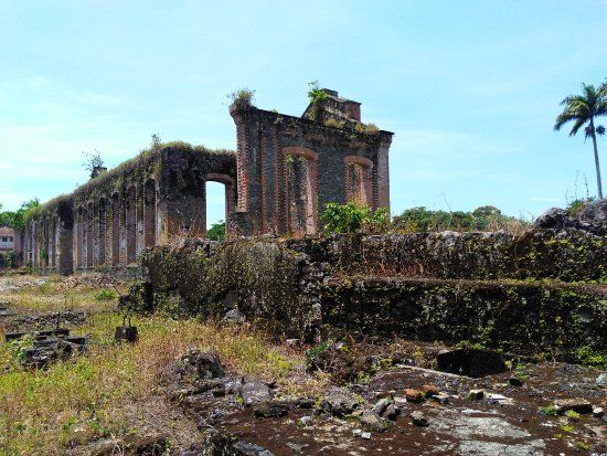 Ruinas do Engenho Central de Bracuhy