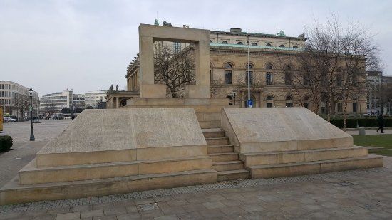 Mahnmal für die Ermordeten Juden Hannovers