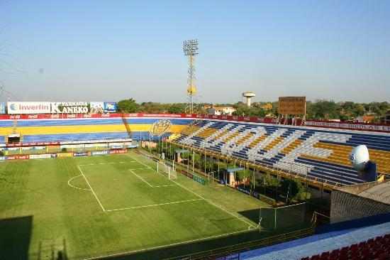 Estadio Feliciano Cáceres