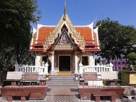 Shrine of King Taksin the Great