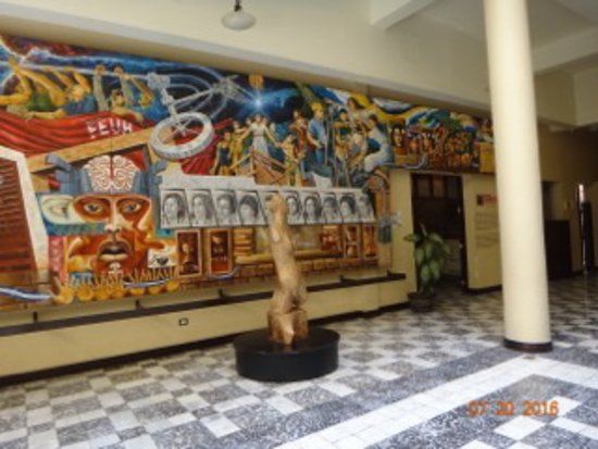 Centro de arte y Cultura de la UNAH