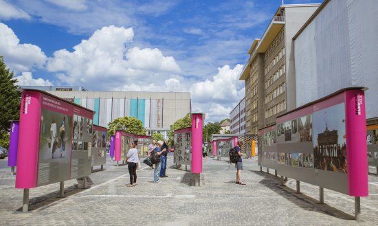 Open-Air-Ausstellung "Revolution und Mauerfall"