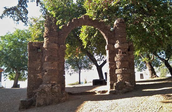 el Arco de los Novios