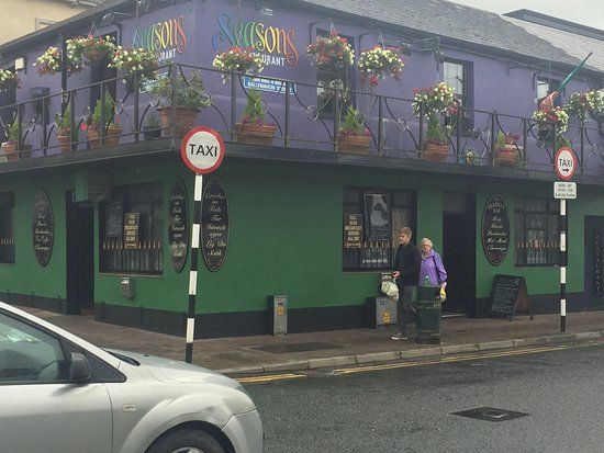 The Market Bar and Restaurant