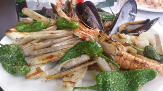 La Ancla Hotel and Restaurant