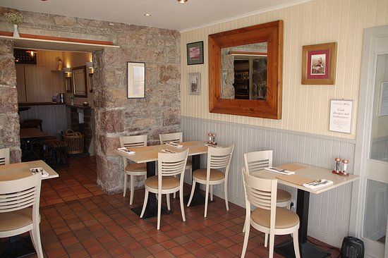 The Summer Isles Bar