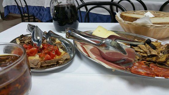 ristorante-pizzeria La Grotta