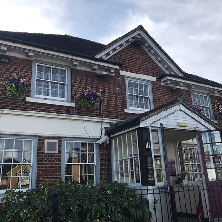 The Queens Arms