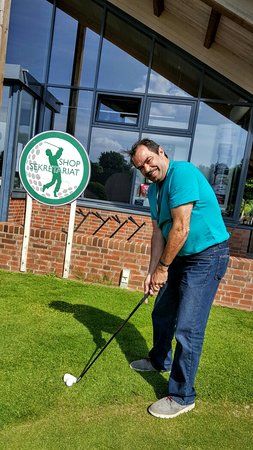 Restaurant & Lounge Liness