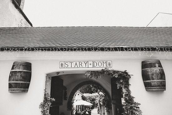 Restauracia STARY DOM