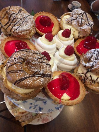 Le Chardon at the Grange Manor