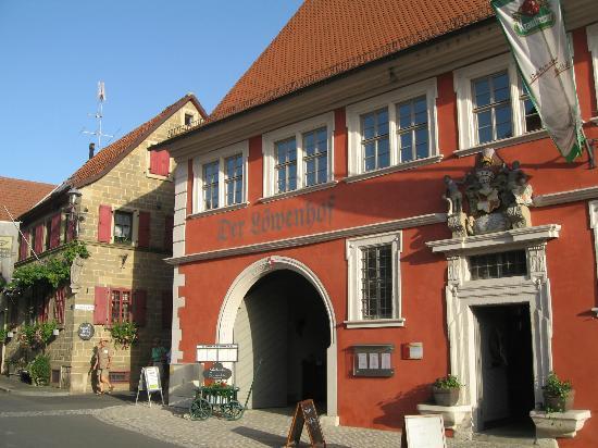 Der Löwenhof