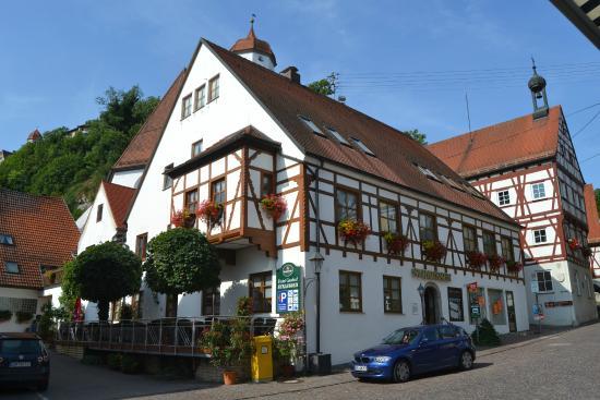 Hotel Restaurant Straussen