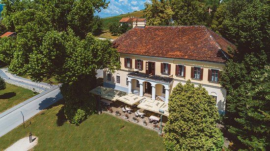 Mihanovic Manor Restaurant