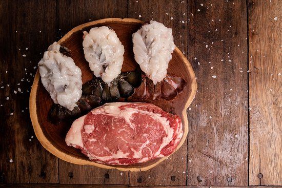 Puerta Vieja Restaurant