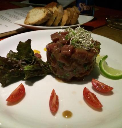 Due Cosmopolitan Cuisine