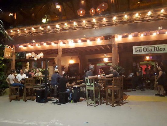 La Ola Rica