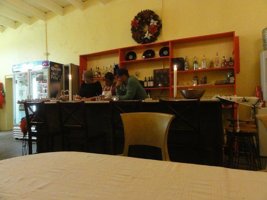 Tootsie's Bar and Grill