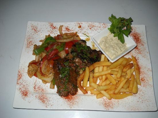 Queen Ayola Restaurant