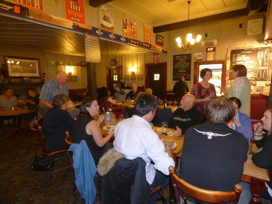 Rose and Crown Olde English Pub