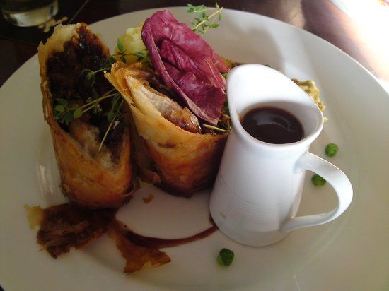 Claire Inn Irish Pub