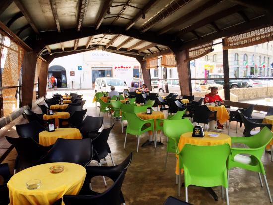 Bar Aurora Pantelleria