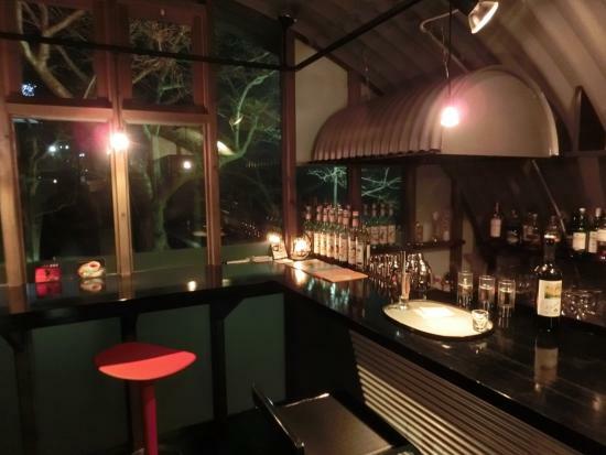 Ashiyuba Bar Chronicle Terrace