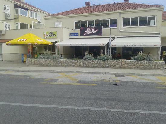 caffe bar & fast food ZEPPELIN